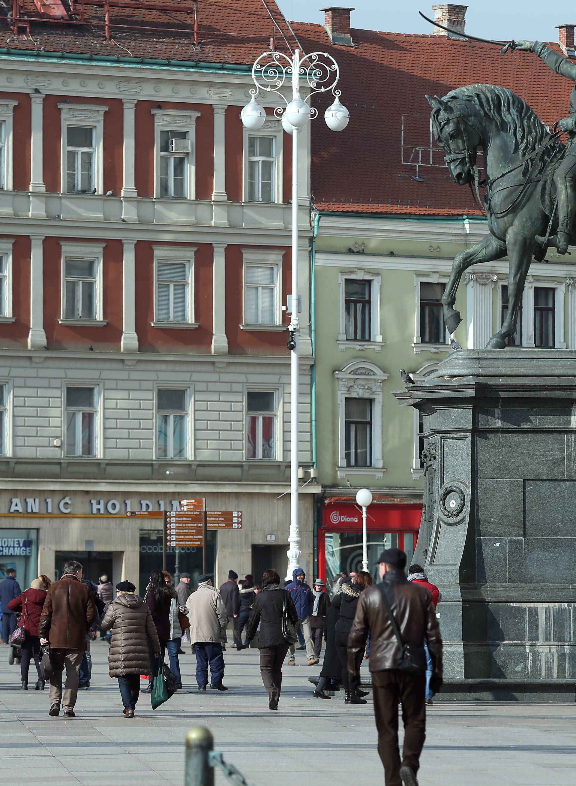 'Zagreb je muški grad, a žene se gleda uglavnom kao majke'