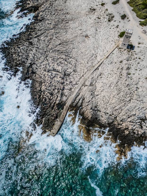 Poluotok Ražnjić na Korčuli snimljen iz zraka 