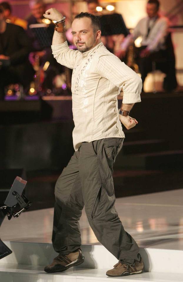 ARHIVA - Uz album godine Oliver nagrađen Porinom u još tri kategorije 2006. godine