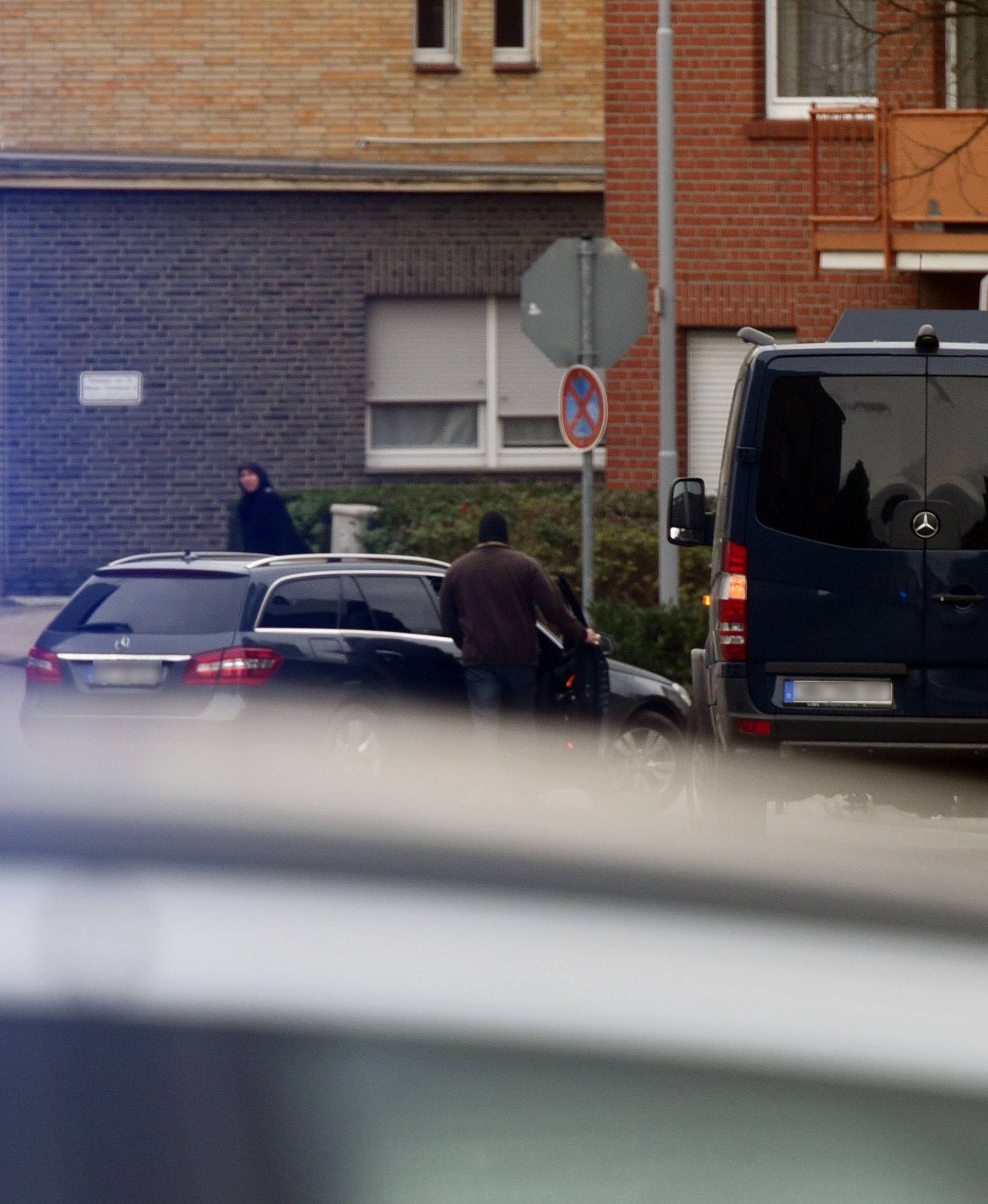 Arrests near Aachen after Paris terrorist attacks