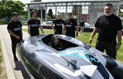 VIDEO Učenici iz Nove Gradiške napravili solarni 'Batmobile', lasersku harfu, rover za mine...