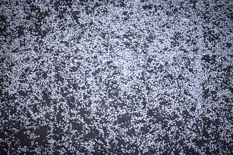 Zagreb: J jutarnjim satima u Zagrebu pao zrnati snijeg