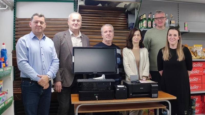 Trgovačka škola Zagreb dobila opremu za praksu: 'Učenici sada rade kao u pravoj trgovini'