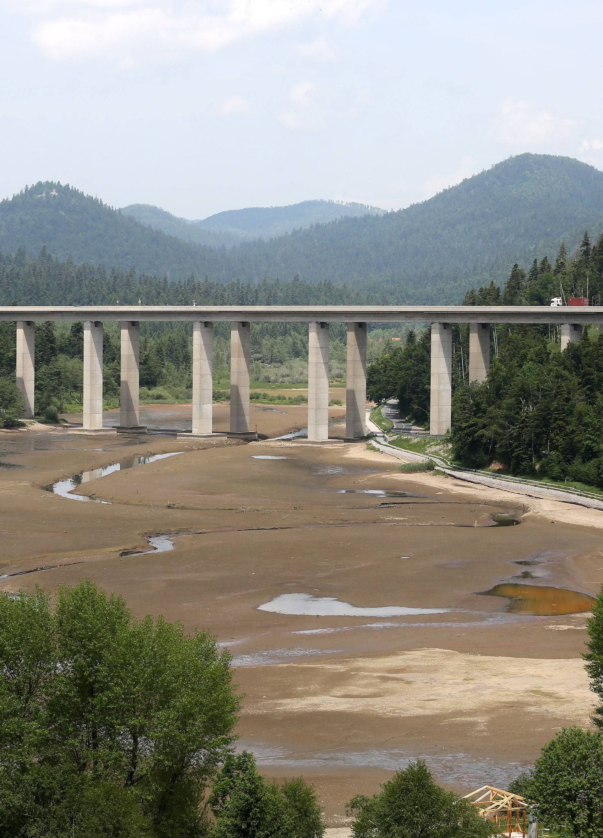 Gorski kotar ostao bez Bajera: 'Nedostaje nam naše jezero'