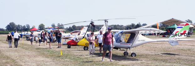 Aeromiting Sisak 2024. memorijalni aeromiting Marijan Celjak