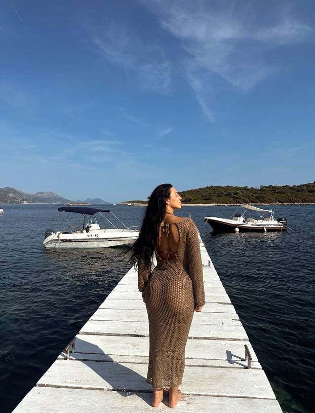 FOTO Vatrena crnka Anamaria zapalila mreže: Pogledajte njezinu besprijekornu figuru