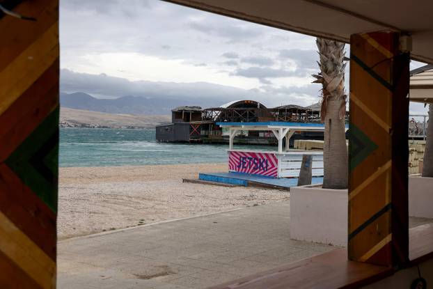 Novalja: Ruši se klub Noa na Zrću