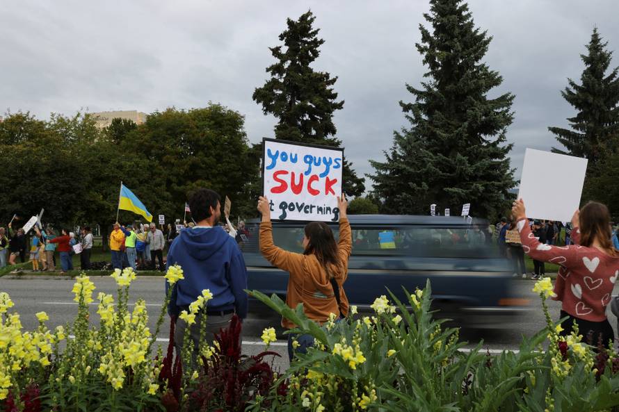 Protests in Anchorage, Alaska after Trump-Putin meeting