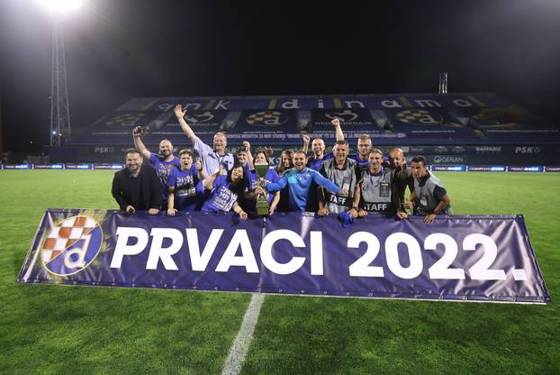 Dinamo podignuo pehar za nalov prvaka Hrvatske 
