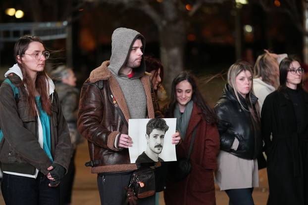 Banja Luka minutom šutnje odala počast Erdoanu Morankiću stradalom u tramvajskoj nesreći i pružila podršku Sarajevu