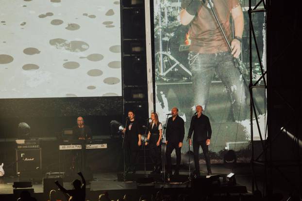 FOTO Pogledajte kako je bilo drugu večer zaredom na koncertu Thompsona u Splitu