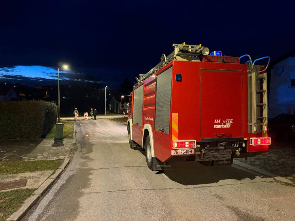 Nastalo je manje oštećenje na plinovodu u Križevcima: Mjesto osiguravali vatrogasci i policija
