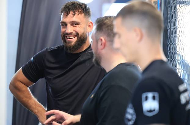 Zagreb: Održan media day s borcima nadolazećeg Glory 95