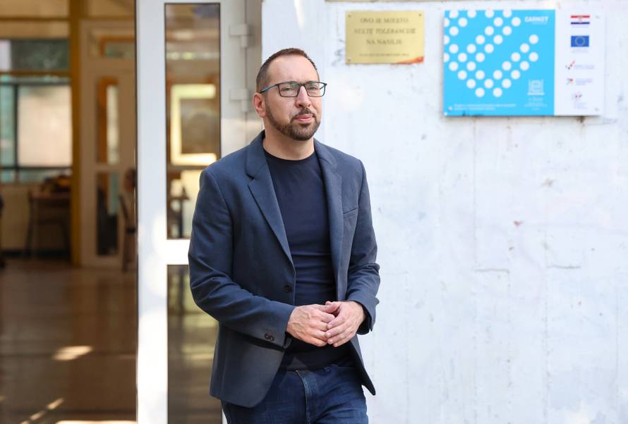 Zagreb: Kandidat za gradonačelnika Tomislav Tomašević glasovao u drugom krugu lokalnih izbora