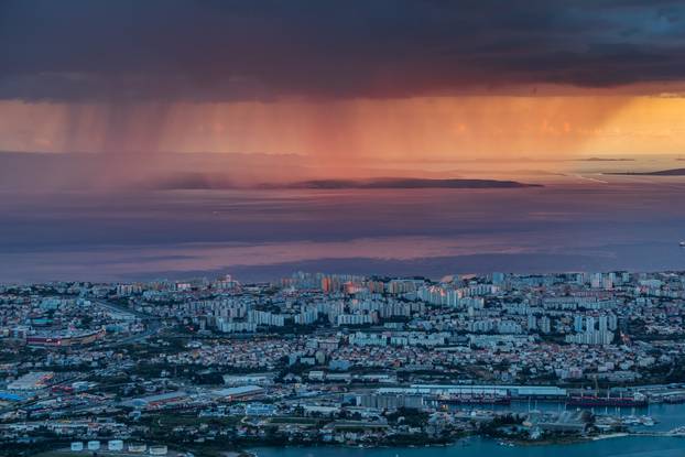 Kozjak: Zalazak sunca promatran sa vrha Sv. Jure 