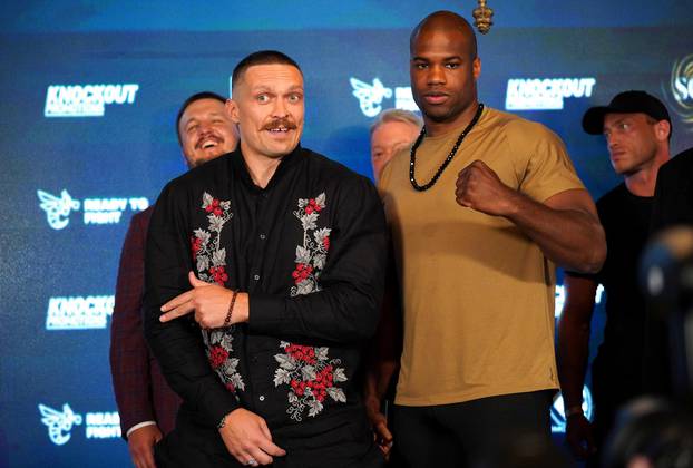 Oleksandr Usyk and Daniel Dubois Press Conference - Hotel Cafe Royal