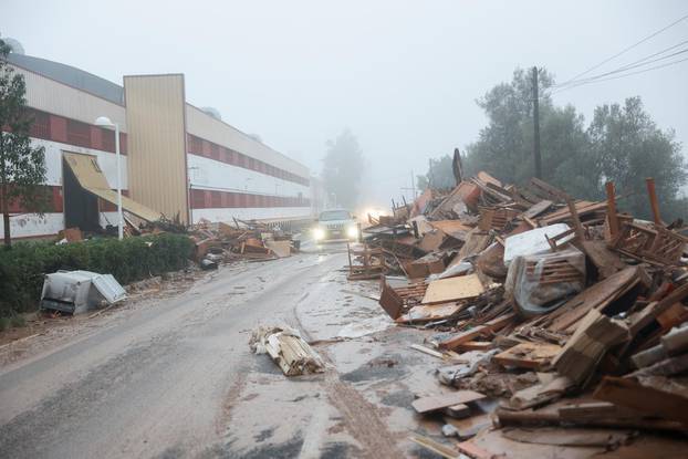 Valencia region hit by cold front causing floods in La Alcudia