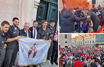 VIDEO Spektakularne scene sa Straduna. Pogledajte kako je Dubrovnik dočekao 'barakude'