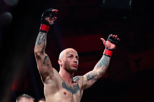 Zagreb: Borila&ccaron;ki spektakl Golden Fight 8, borba Marko Martinjak - Tino Patrlj