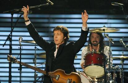Bivši Beatles, Paul McCartney, pjevat će na prinčevoj svadbi?