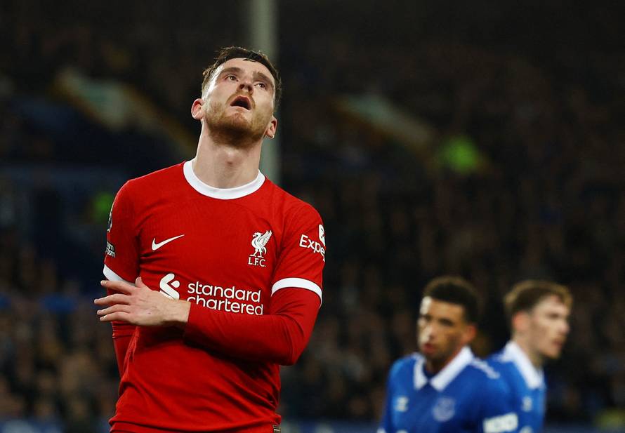 Premier League - Everton v Liverpool