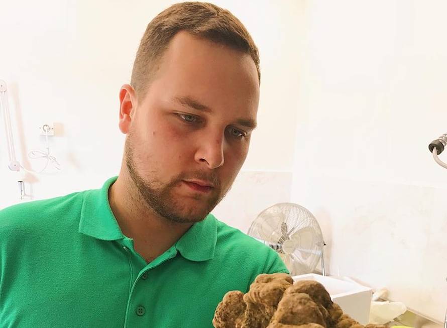Gigantski tartuf: Ubrao gljivu kapitalca vrijednu 22.500 kuna