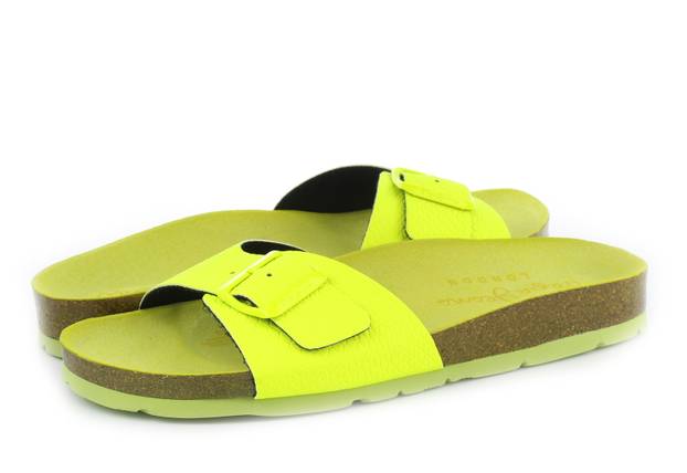 10 top modela inspiriranih vrlo udobnim ortopedskim natikačama - sad ih nose svi