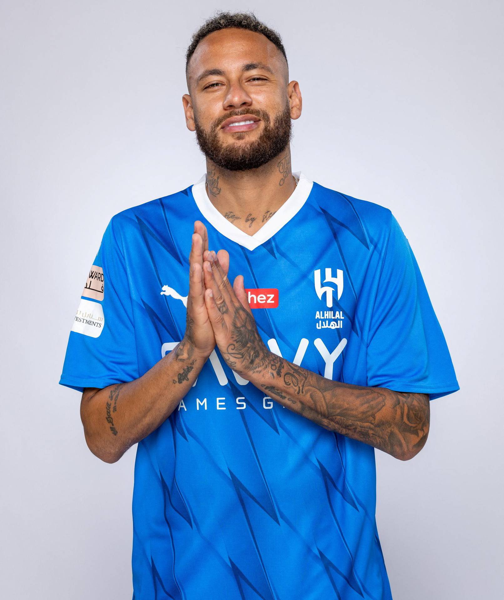 Neymar signs for Al Hilal