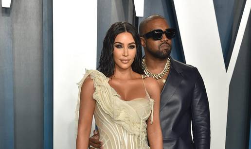 Kim Kardashian i Kanye West su službeno razvedeni: Instagram ikona promijenila je prezime