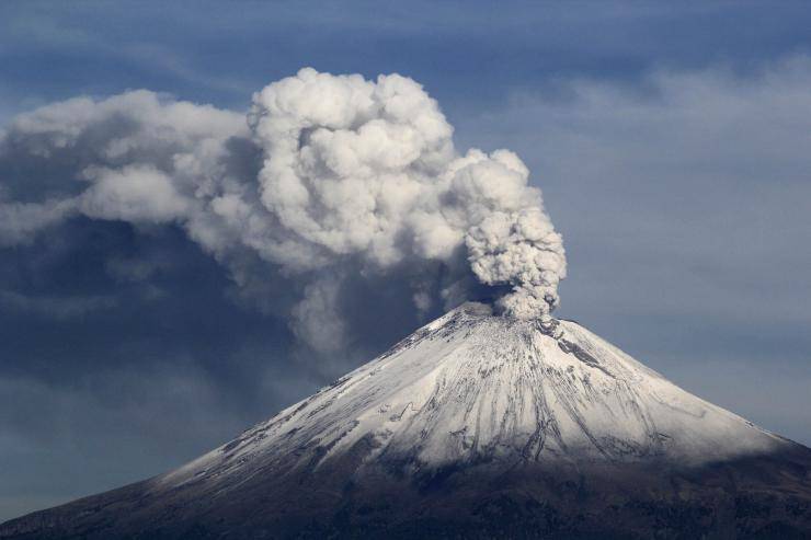 Nekako s proljeća - u Meksiku eruptirao vulkan Popocatepetl