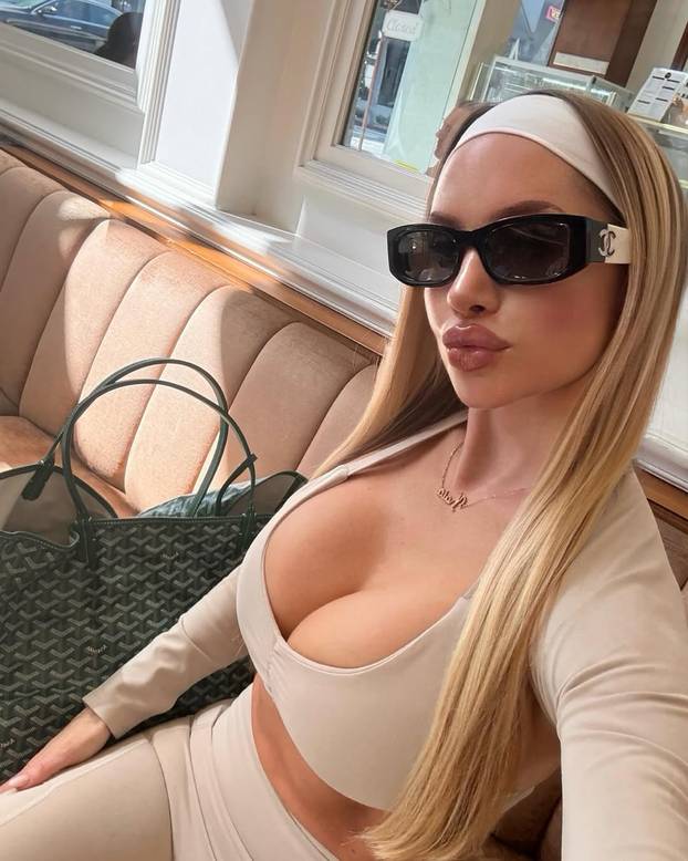 FOTO Ima titulu najbolje stražnjice Instagrama - evo kojom vježbom je to postigla