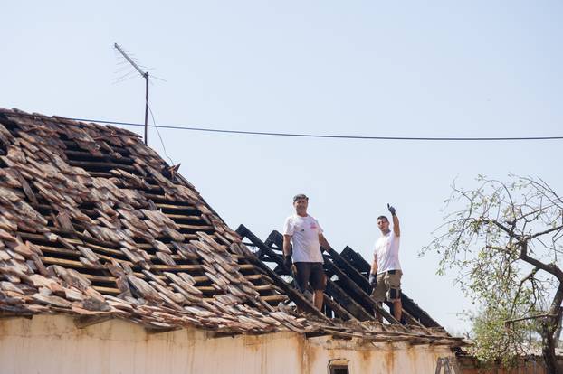 Bošnjaci: Građani u nevremenu ostali bez kuća