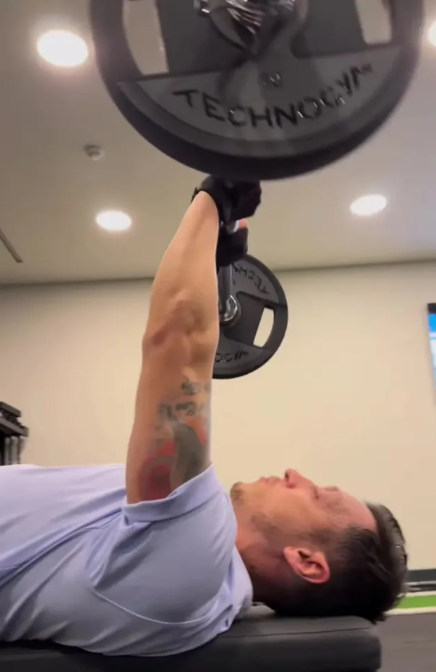 Bivši realovac šokirao fizičkom preobrazbom. Postao snagator