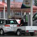 Izbori prošli, cijene goriva na slovenskim crpkama su više