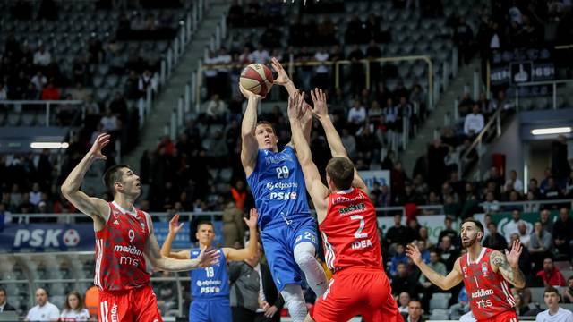 Košarkaši Crvene Zvezde pobijedili su Zadar s 76:95