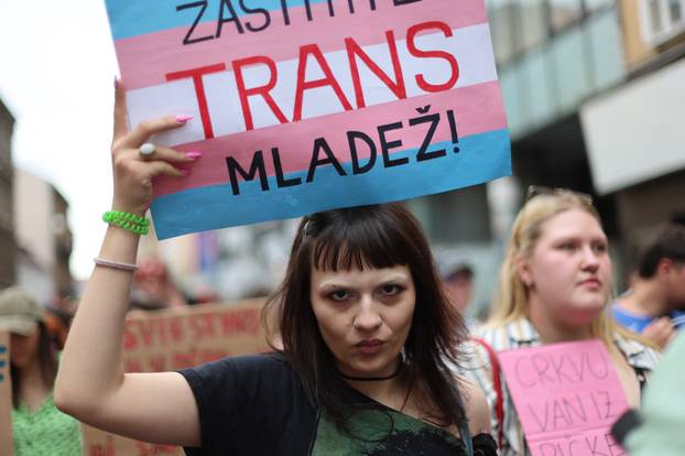 Zagreb: 25. Povorka ponosa LGBTIQ zajednice "Korak po korak, iskorak!"
