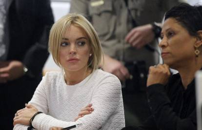 Lindsay Lohan je prekršila uvjetnu: Opet će ići u zatvor?