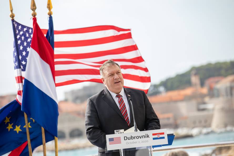 Pompeo: Želim da sve zemlje otvore oči u suradnji s Kinom