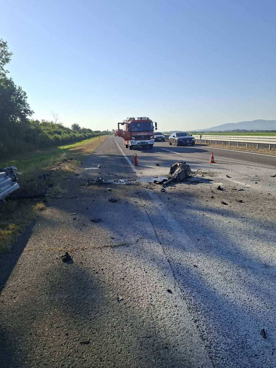 VIDEO Užas kod Nove Gradiške: Više ozlijeđenih u nesreći na A3. 'Gadno, autu je ispao motor...'