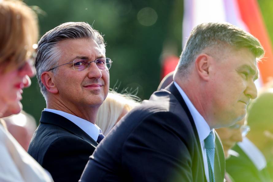 Zagreb: Svečani vojni mimohod u povodu 30 godina VRO Oluja