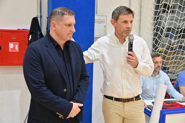 Makarska: Donatorska utakmica veterana Hajduk - Dinamo za Mladena Bartolovića