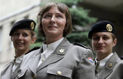 Žene u vojsci: 'Vojska nam je život; volimo adrenalin'