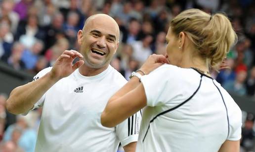 Andre Agassi na dražbi prodao  svoju golu suprugu Steffi Graf