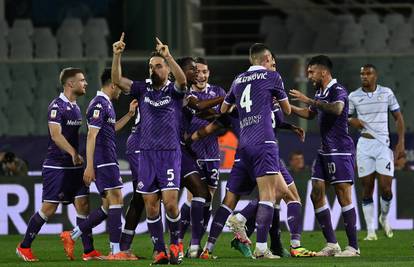 Fiorentina bliže finala kupa, PSG je izborio sudar s Lyonom