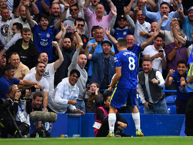 Premier League - Chelsea v Aston Villa