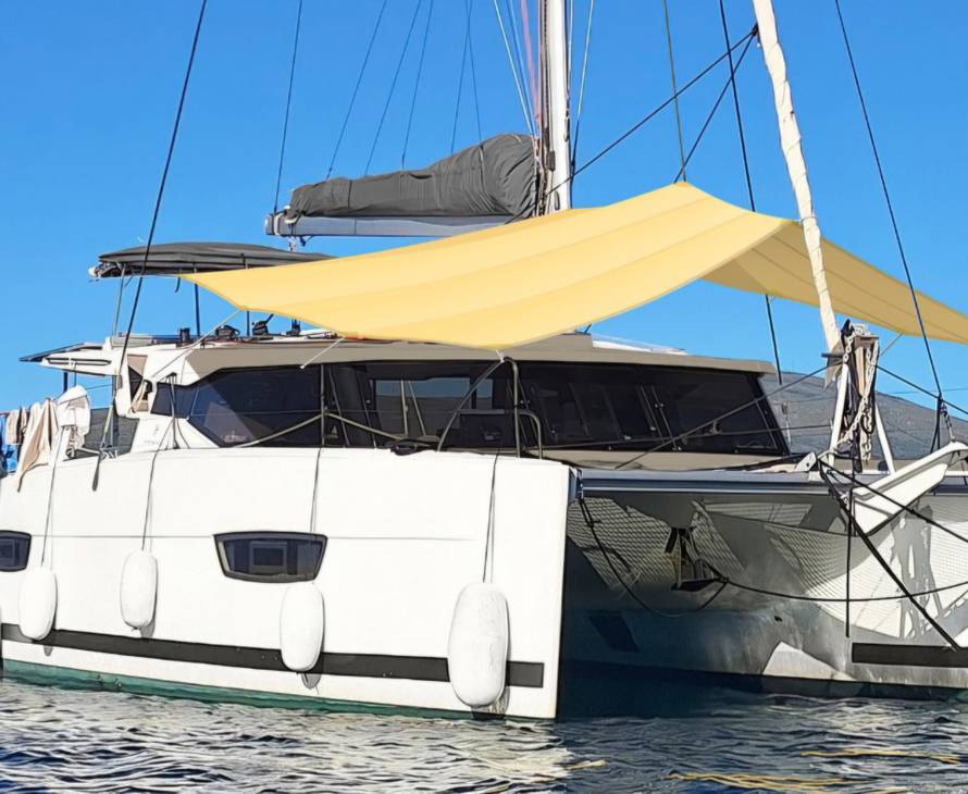 Zašto gosti ne koriste pramac katamarana tijekom dana (i kako to riješiti)