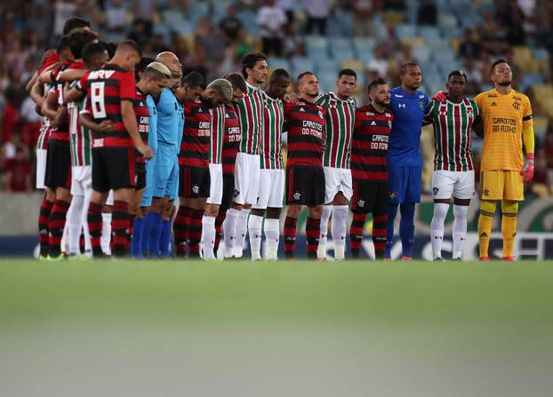 Soccer - Taca Guanabara semi-final - Flamengo v Fluminense
