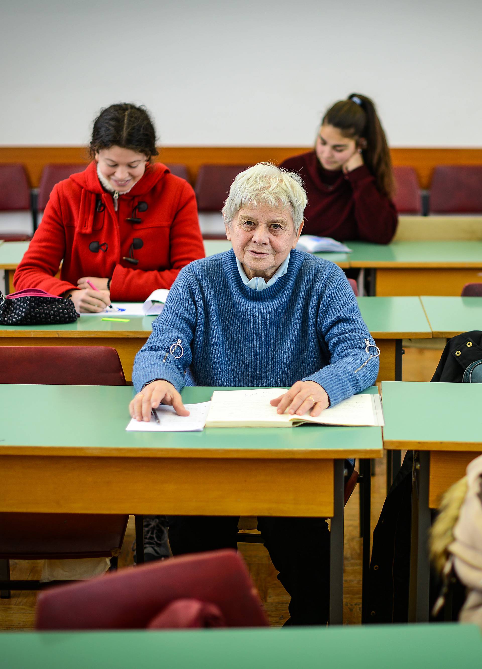 Jasminka ima 74 godine i prije mirovine je upisala - fakultet...