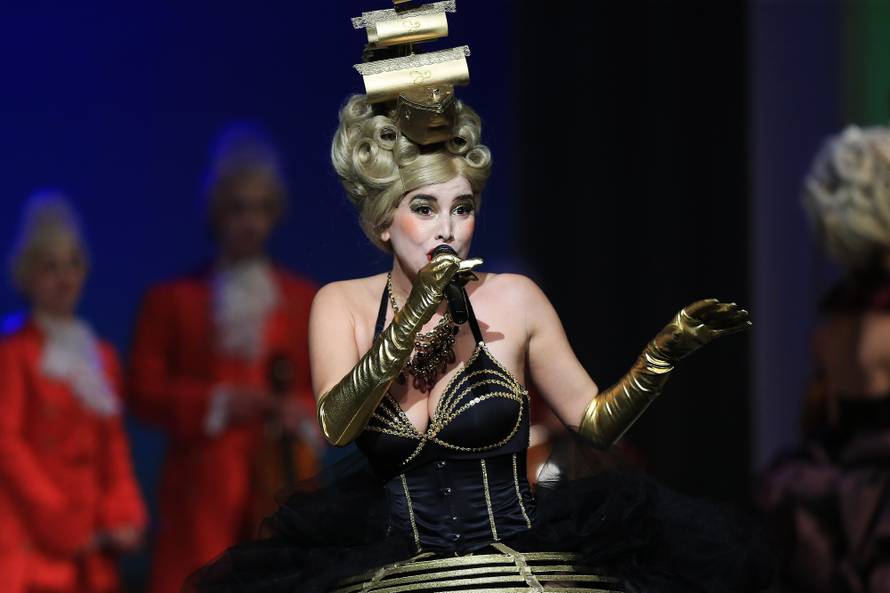 Nives ostvarila san: Zablistala je na daskama osječkog HNK