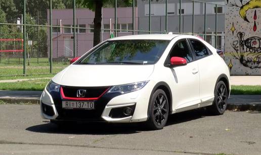 Test Honde Civic 1.8 Sport: Što nudi uz provjereni motor?